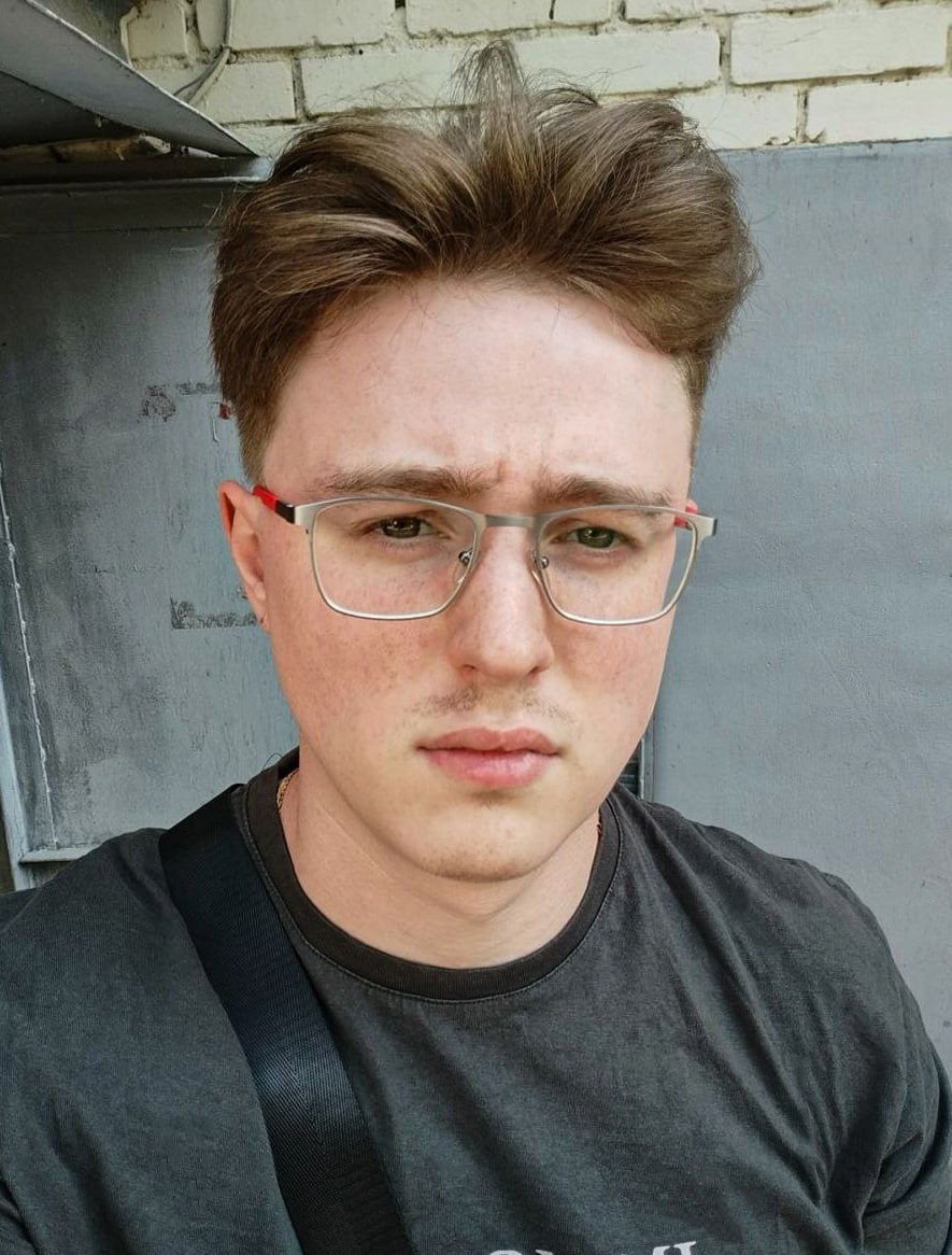 Михаил, дизайнер MIKHAILOV studio