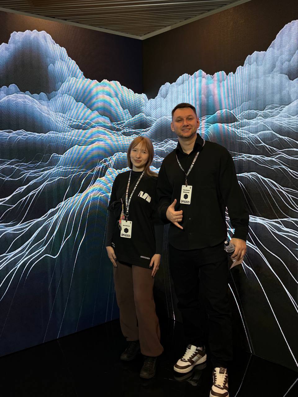 Фёдор Михайлов — основатель MIKHAILOV studio и Дарья Приходько — дизайнер MIKHAILOV studio на Dprofile Fest 2025