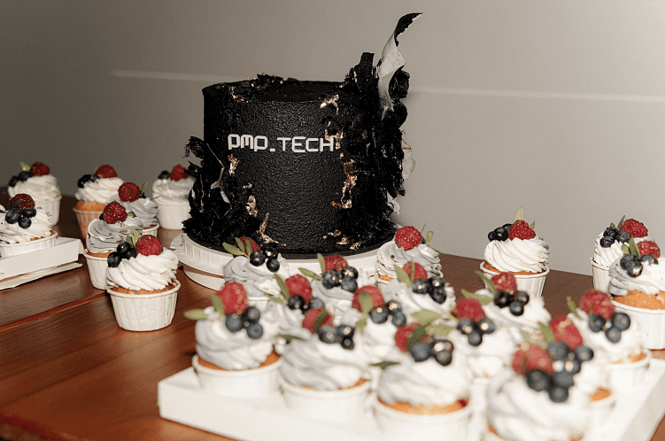 Стоит ли тратить миллионы на корпоратив и что это дает удаленным компаниям? Опыт PMP TECH