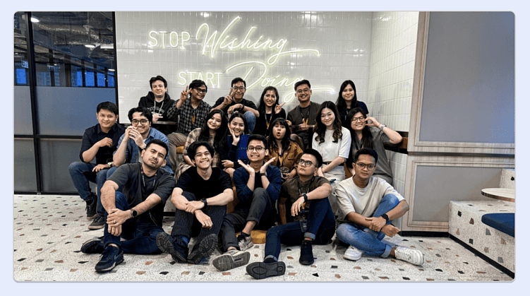 Фото из офиса в Индонезии