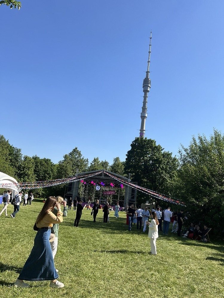 Участие в конференциях и выставках — пустая трата денег или долгосрочный маркетинг?