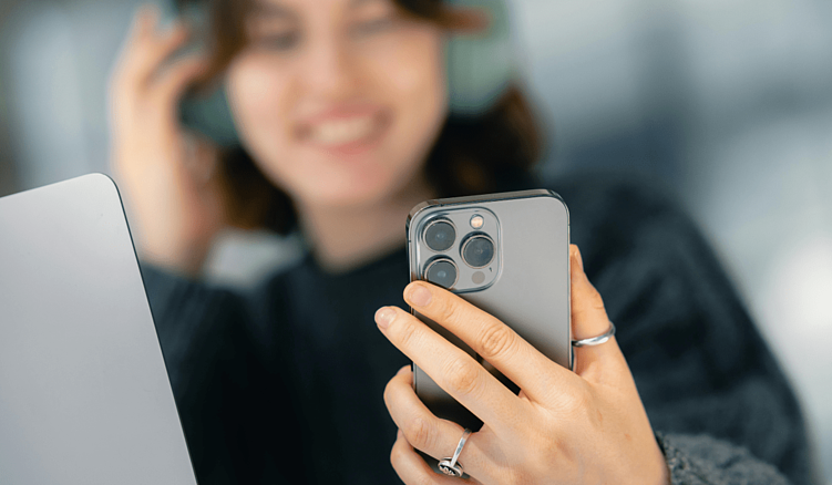 Почему тексты нейросетей узнаются за секунду (и что это значит для вашего бизнеса)