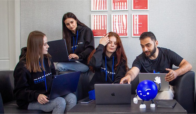 Корпоративный мерч, который хочется носить: опыт диджитал-продакшена из Ставрополя