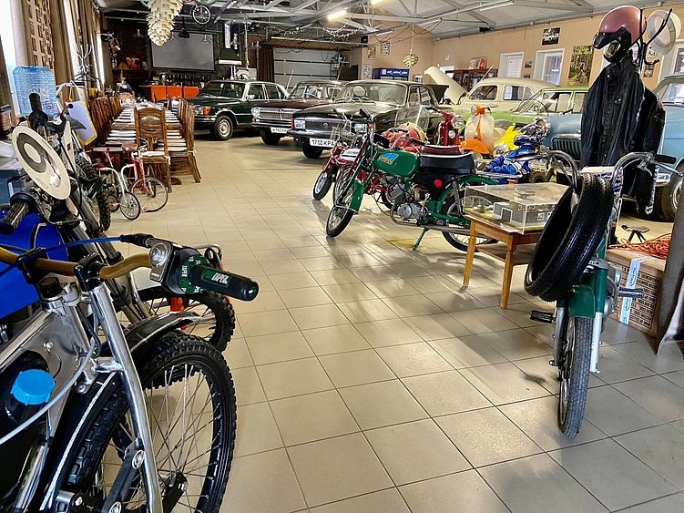 Фестиваль ретроавтомобилей: необычное хобби владельца рекламного агентства