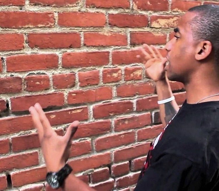 Отписки и низкая вовлечённость: как вернуть внимание подписчиков в соцсетях