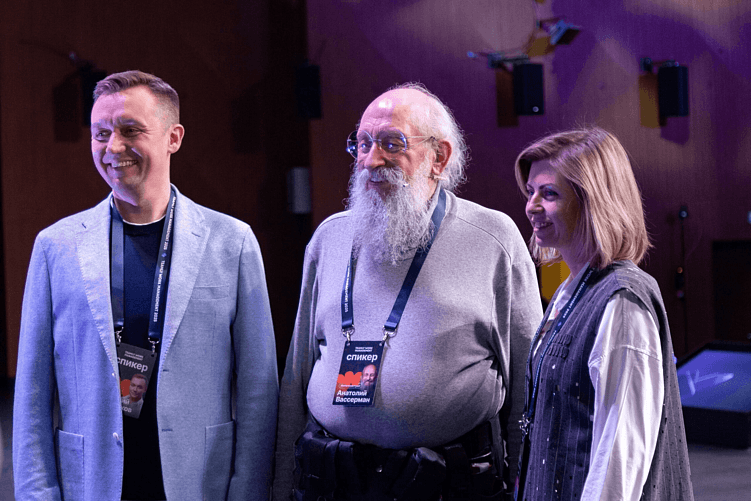 TEAMLY — российский аналог Notion, Trello и Confluence: всё, везде и сразу