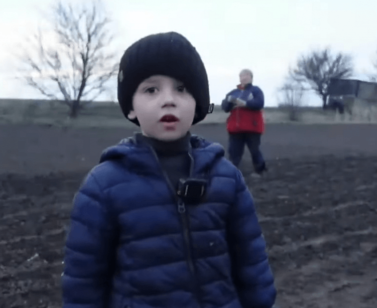 Ролик с мальчиком завирусился и превратился в настоящий мем, который использовался в самых разных ситуациях, а также значительно повысил продажи фермы