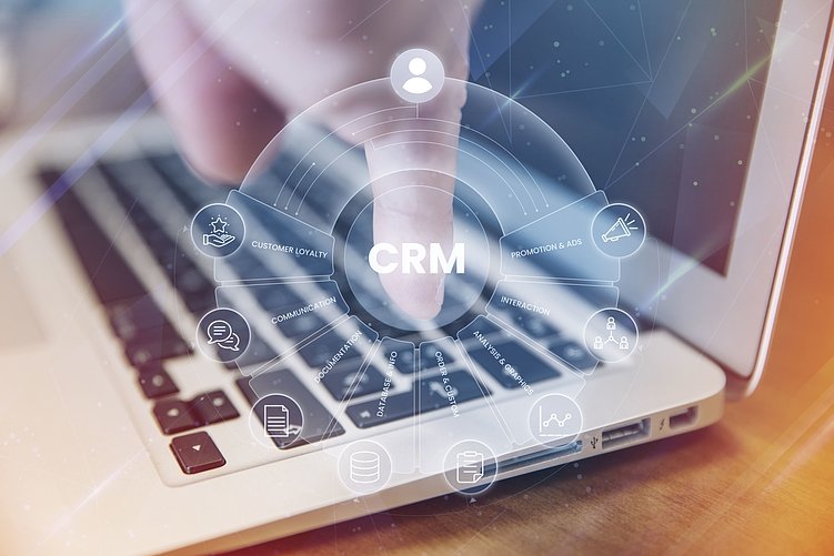 Как CRM влияет на стоимость заявки и окупаемость маркетинга