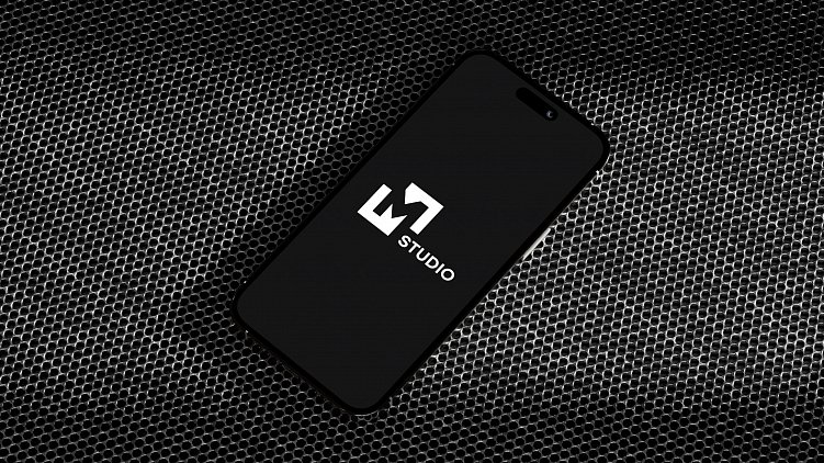 Логотип MIKHAILOV studio