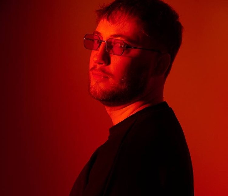 MOSKVA PRODUCTION о том, почему русская душа побеждает нейросети