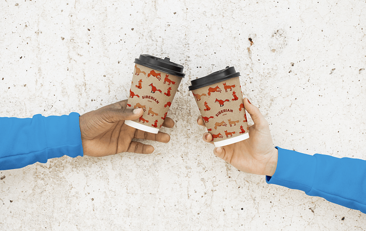 Стаканчики кофе с элементами «думающей» лисы