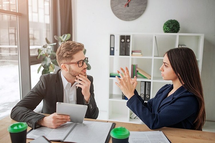 Перестаньте тратить время на бесполезные 1-на-1 встречи: практическое руководство