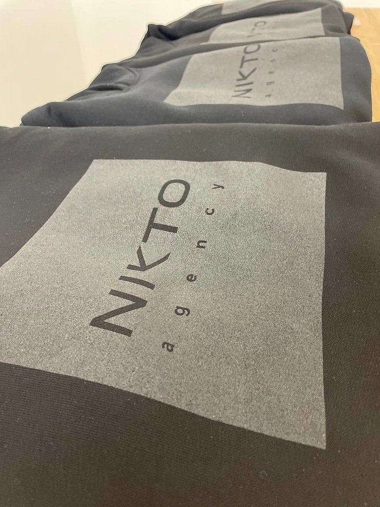 Культура мерча: как компании подходят к выбору «той самой» одежды (и не только)