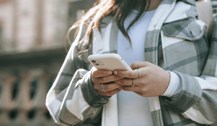 Почему тексты нейросетей узнаются за секунду (и что это значит для вашего бизнеса)