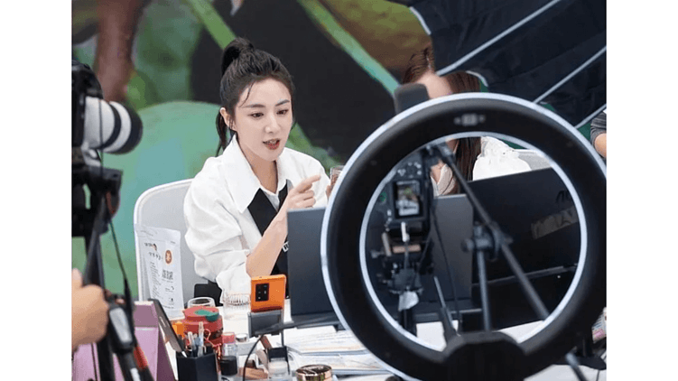 Китай задает тренды в 2025 году: как подхватить волну?