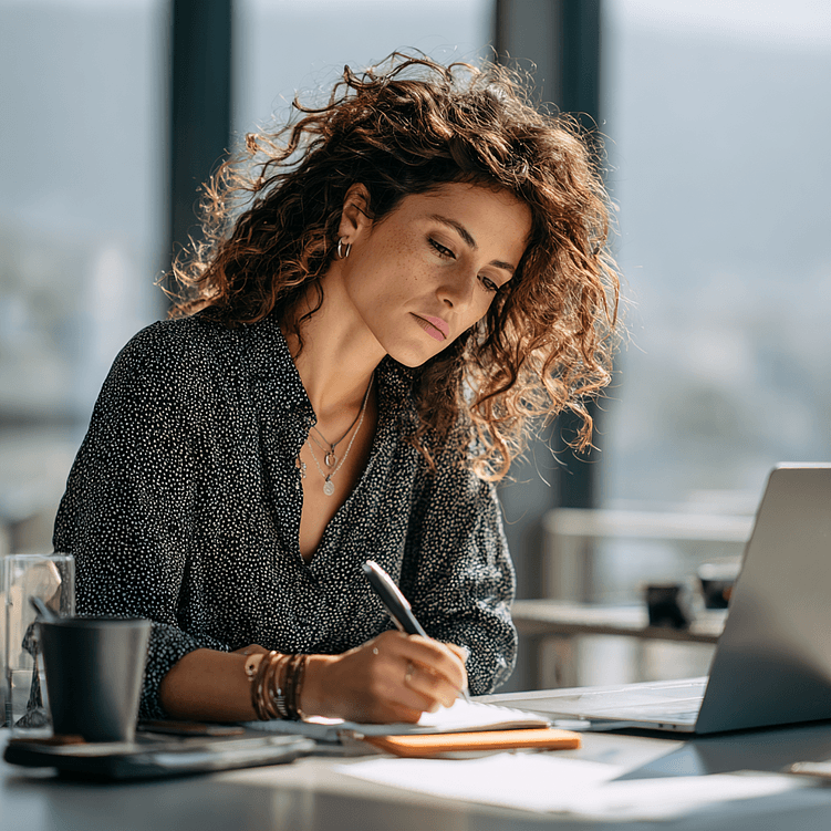 Как писать экспертные посты, которые приводят клиентов