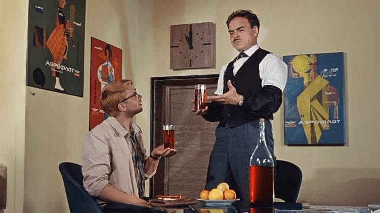 Так выпьем же за то, чтобы наши желания всегда совпадали с нашими возможностями!