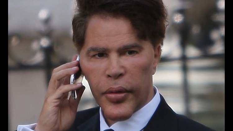 Быть ярче остальных, работать с криптой, находить заказы в качалке и быть выше новой школы дизайна