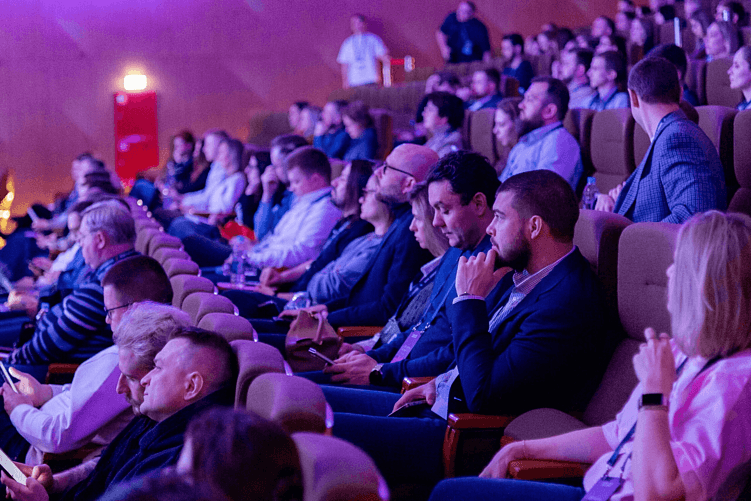 TEAMLY — российский аналог Notion, Trello и Confluence: всё, везде и сразу