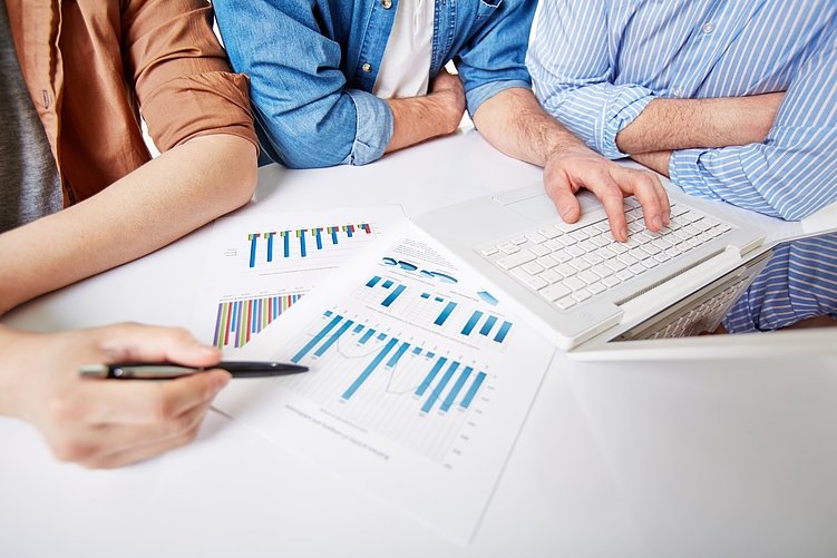 Привлечение клиентов через SEO и контекст: секреты прибыльного маркетинга