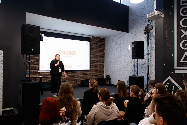 Зачем мы привезли 100 дизайнеров в Черноголовку: сайнс-арт, архитектура и никакого лимонада!