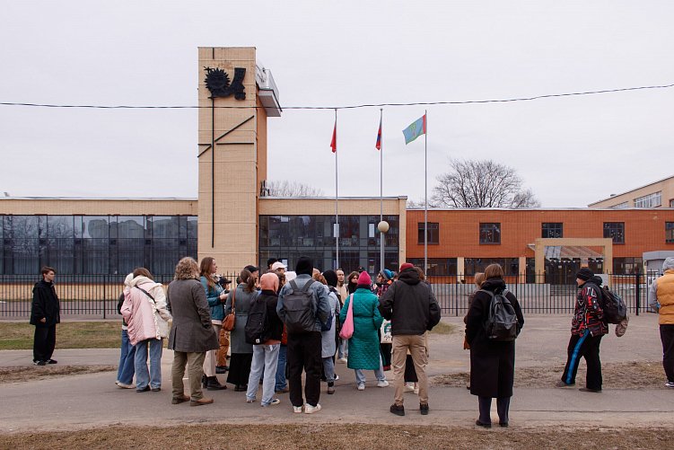 Зачем мы привезли 100 дизайнеров в Черноголовку: сайнс-арт, архитектура и никакого лимонада!