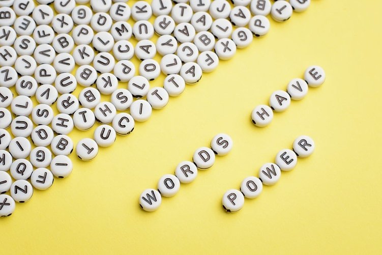 Минус-слова: как сделать рекламу в Яндекс.Директ точнее и дешевле