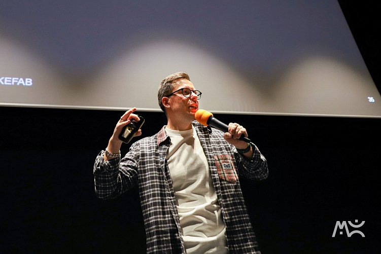 Как сделать 16 уникальных докладов за год и не выгореть