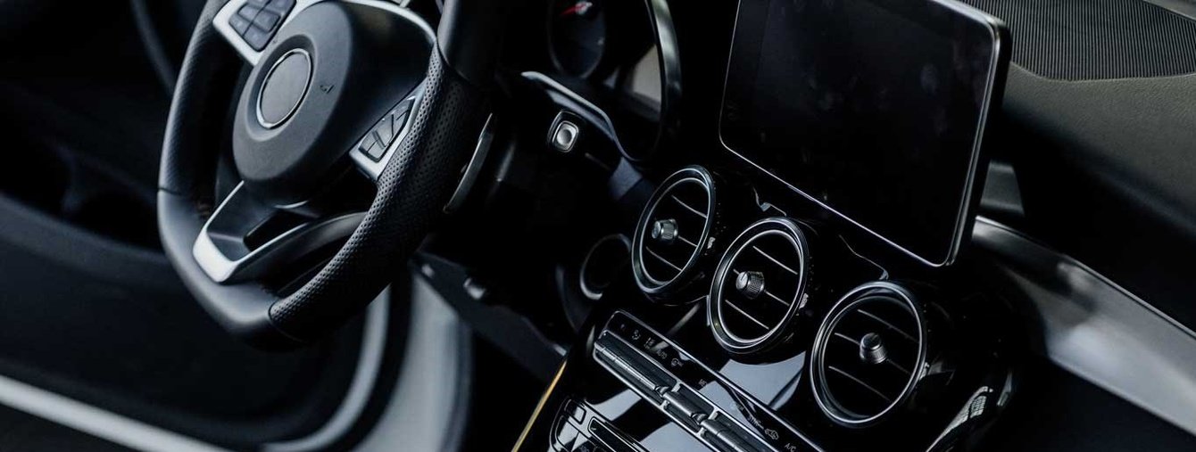 Привлекли целевые звонки через контекст для поставщика люксовых автомобилей