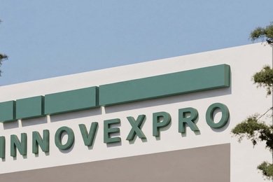 Комплексный ребрендинг Innovex Pro: разработка платформы бренда, названия, фирменного стиля.