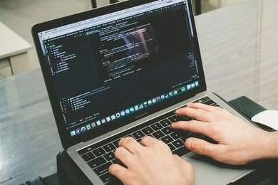 Размещение в СМИ кейса о защите авторского права в IT