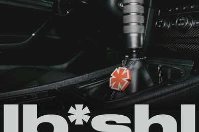 Ibushi — стильный сайт для школы дрифта с японской философией