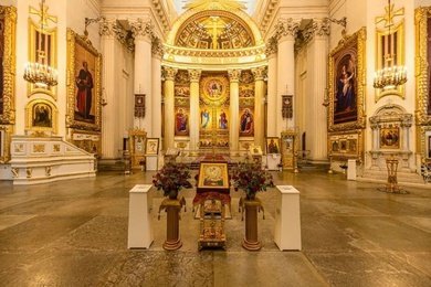 Разработка мобильного приложения для собора святой троицы с 3D туром