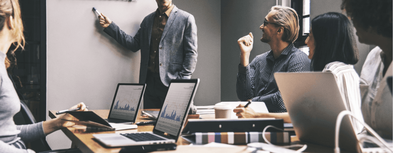 Qugo. Когда экспертный контент решает: вырастили трафик из блога платформы b2b в 9,7 раз!