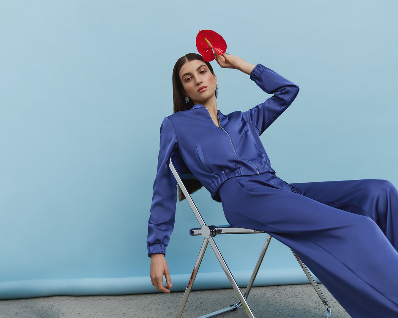 Увеличение узнаваемости бренда женской одежды и повышение продаж в интернет-магазине