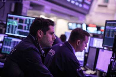 −50 % публичного негатива за 8 месяцев: как сообщество укрепило доверие к финансовому B2B-продукту