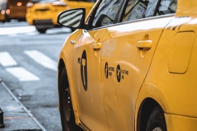 Лидогенирация (B2B) и увеличение аудитории. Проработали фирменный стиль, контент-план.