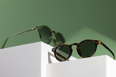 Увеличили количество заявок с 400 до 1183 в месяц для сети салонов по ремонту очков