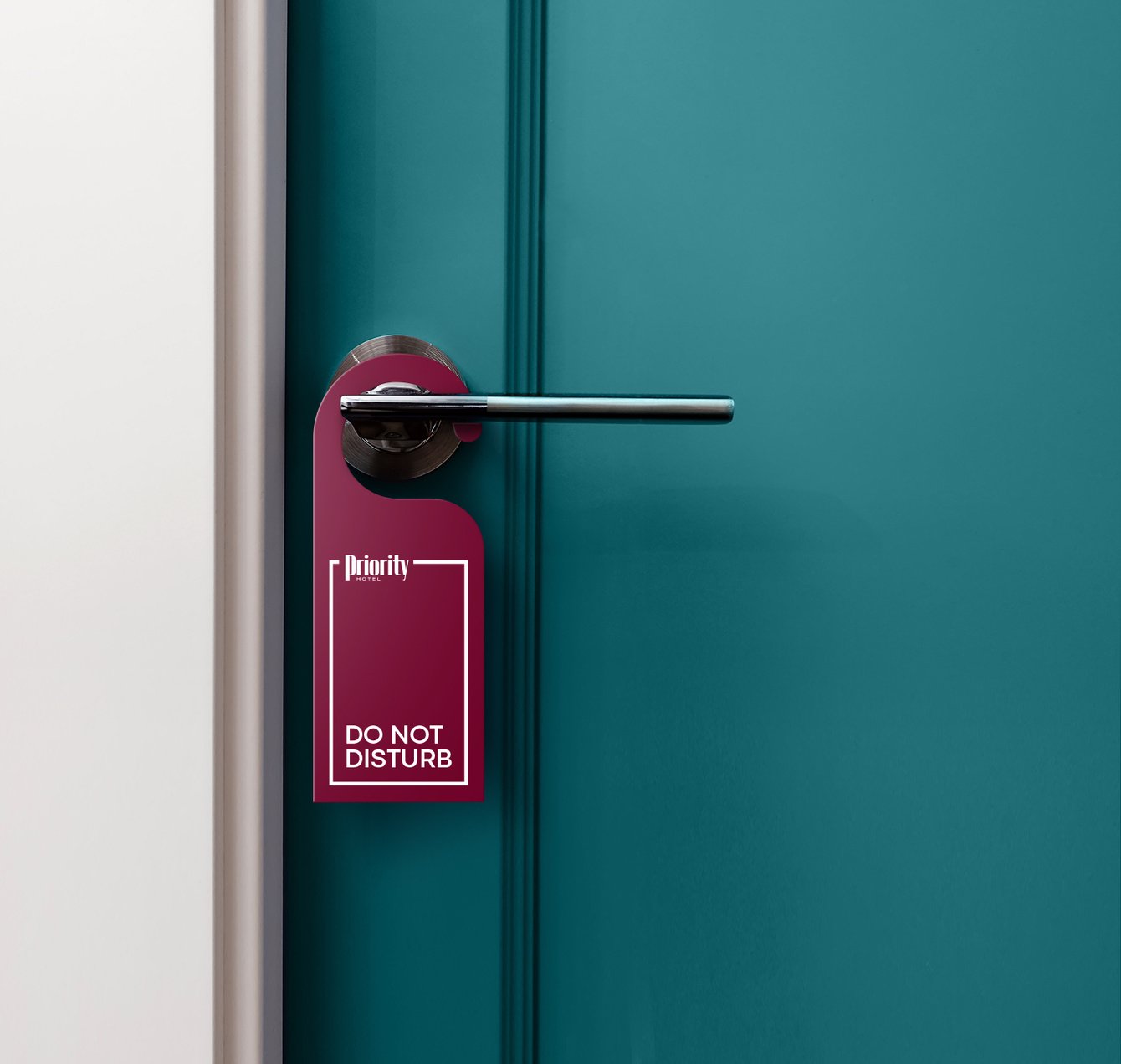 Айдентика сети отелей Priority