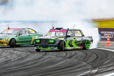 Информационный бот автоспортивного комплекса