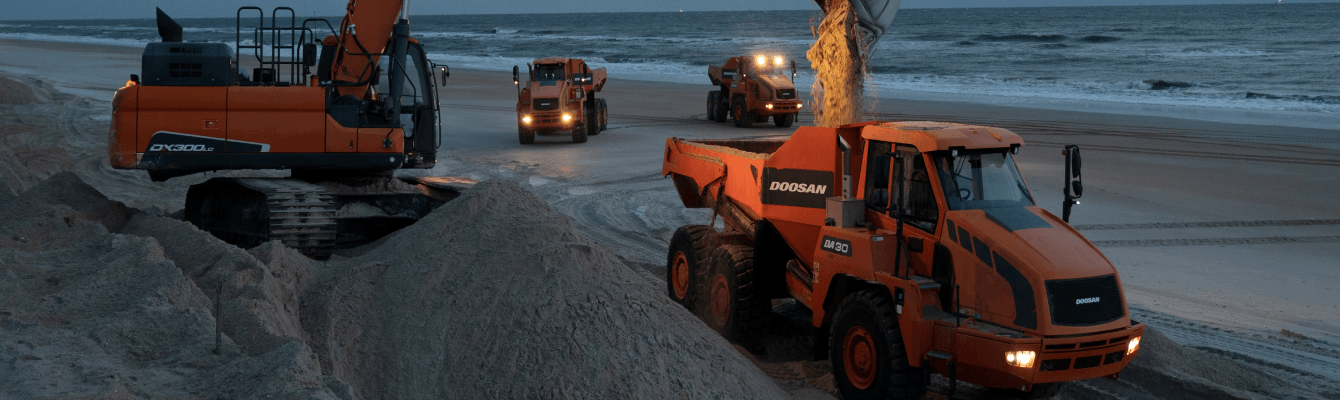 Новый сайт-каталог спецтехники Doosan - структура под SEO и фирменный стиль бренда