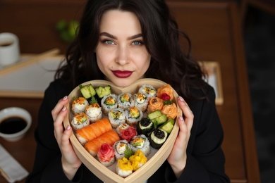 919 пот. клиентов по 65 рублей в воронку Суши SELL. конверсия 30% в заказ