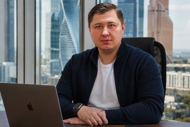 ИИ-департамент маркетинга: 8 отделов и 25 ИИ-агентов вместо штатной команды