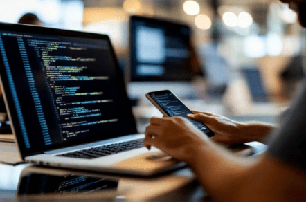 Разработка сайтов и приложений: на что обращать внимание при выборе подрядчика