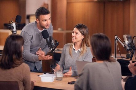 Внедрение голосовых роликов как ключевого формата контента.