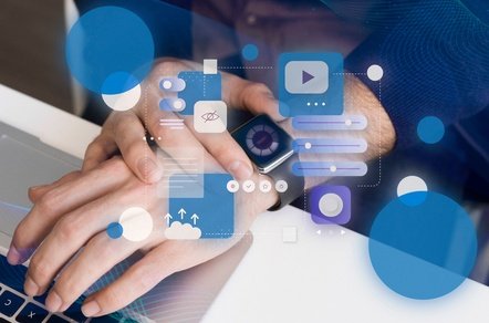 Реклама на запястье: как бренды захватывают смарт-часы и наушники