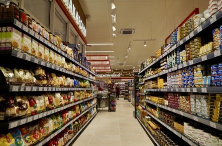 Не начинать с AI: как выбрать IT-решения для ритейла и не сломать работающие процессы