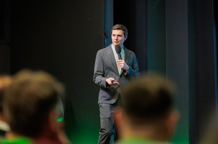 Дмитрий Ковпак объясняет почему рейтинг карточки продает лучше низкой цены