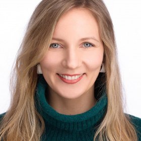 Александра Асташева