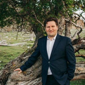 Александр Верхозин